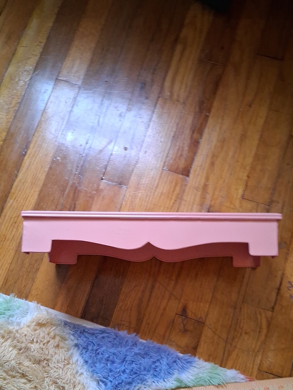 Decorative Pink Metal Riser/stand - Picture 4 of 7